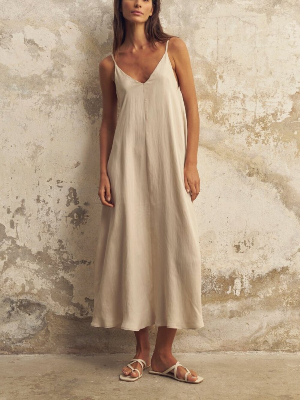 NWT The Handloom Lucid Flow Maxi Dress - Sand Size: M/L